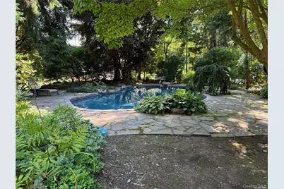 8 Valley Road Road, Locust Valley, NY 11560 - Photo 22