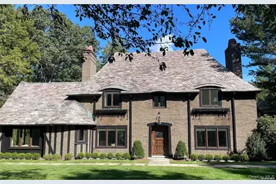 8 Valley Road Road, Locust Valley, NY 11560 - Photo 1