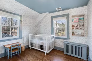 25 Roxbury Rd, Scarsdale, NY 10583 - Photo 22