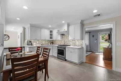 84 Stratler Drive, Shirley, NY 11967 - Photo 10