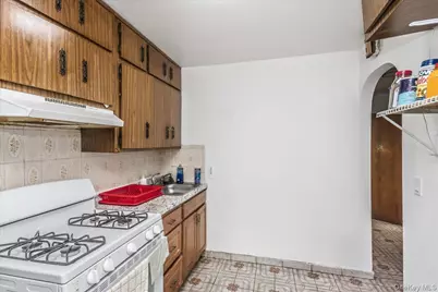 80-09 30th Avenue, Jackson Heights, NY 11370 - Photo 18