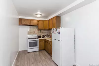 80-09 30th Avenue, Jackson Heights, NY 11370 - Photo 8