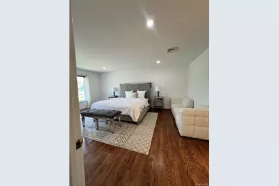 2 Box Tree, East Quogue, NY 11942 - Photo 4