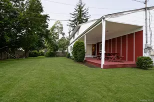 59 Lake Shore Dr, Ronkonkoma, NY 11779 - Photo 2