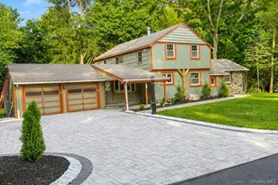 556 Babbling Brook Ln, Valley Cottage, NY 10989 - Photo 2