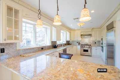 4094 Ocean Avenue, Brooklyn, NY 11235 - Photo 12