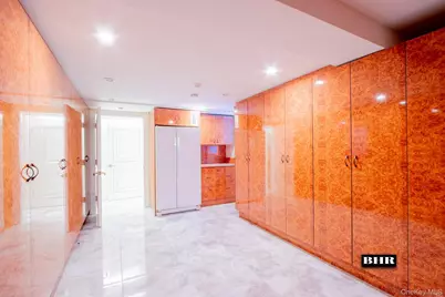 4094 Ocean Avenue, Brooklyn, NY 11235 - Photo 36