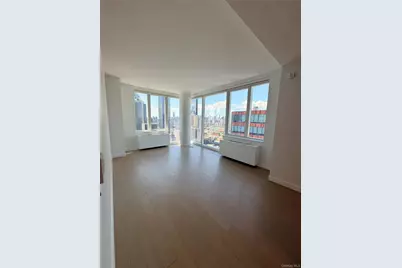 [Address not provided], Long Island City, NY 11101 - Photo 6