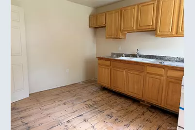 50 S Montgomery Street #2, Walden, NY 12586 - Photo 2