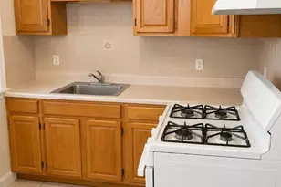 834 E 229th St, Bronx, NY 10466 - Photo 6
