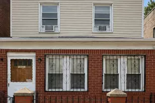 834 E 229th St, Bronx, NY 10466 - Photo 2