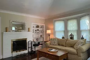 73 Abbott Dr, Huntington, NY 11743 - Photo 2