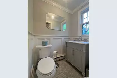 73 Abbott Drive, Huntington, NY 11743 - Photo 4