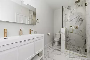 97 Wisconsin St, Long Beach, NY 11561 - Photo 20