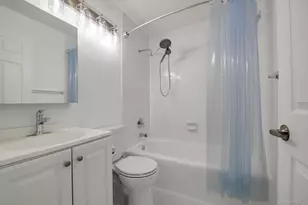 242-07A Oak Park Dr, Douglaston, NY 11362 - Photo 10