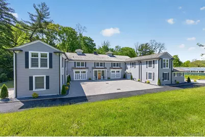 125 Horseshoe Road #Farm House, Mill Neck, NY 11765 - Photo 24