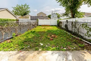 123-13 144th St, Jamaica, NY 11436 - Photo 2