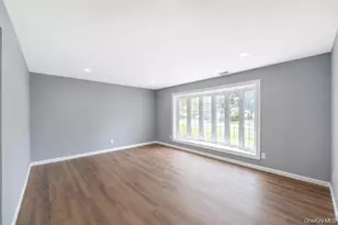779 Peconic Ave, West Babylon, NY 11704 - Photo 12