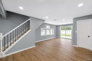 779 Peconic Ave, West Babylon, NY 11704 - Photo 28