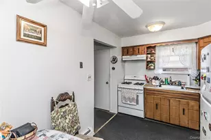 151-80 17th Rd, Whitestone, NY 11357 - Photo 28