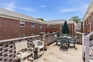 151-80 17th Rd, Whitestone, NY 11357 - Photo 36