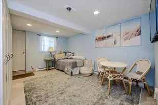 543 W Broadway, Long Beach, NY 11561 - Photo 14
