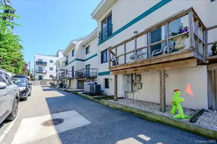 543 W Broadway, Long Beach, NY 11561 - Photo 24