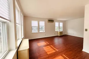 1374 Hobart Ave, Bronx, NY 10461 - Photo 6