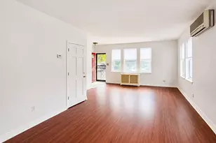 1374 Hobart Ave, Bronx, NY 10461 - Photo 4