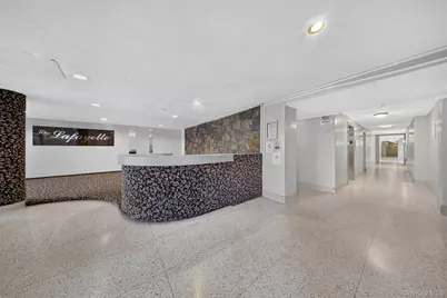 138-70 Elder Avenue #3L, Flushing, NY 11355 - Photo 4