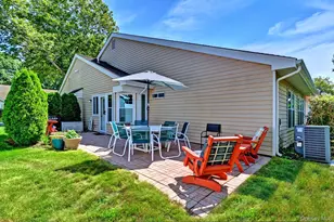 272 Glen Dr, Ridge, NY 11961 - Photo 32