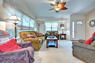 272 Glen Dr, Ridge, NY 11961 - Photo 6
