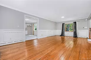 9 Half Moon Pond Rd, Ridge, NY 11961 - Photo 8