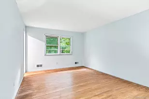 7 Overhill Rd, New Rochelle, NY 10804 - Photo 16
