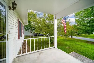 207 Butter Hill Drive, New Windsor, NY 12553 - Photo 2