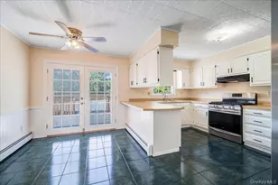 207 Butter Hill Dr, New Windsor, NY 12553 - Photo 26