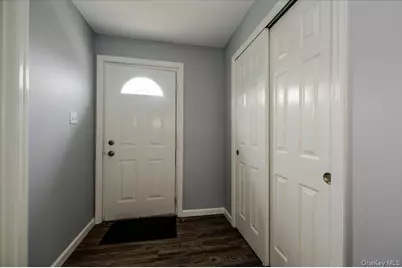 450 E Broadway, Long Beach, NY 11561 - Photo 12