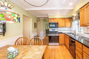 40 Somerset Dr, Commack, NY 11725 - Photo 10