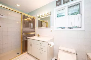 40 Somerset Dr, Commack, NY 11725 - Photo 18