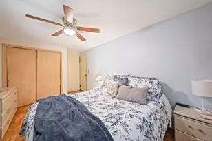 9 Foxcroft Ln, Patchogue, NY 11772 - Photo 8