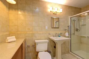 16 Linden St, Garden City, NY 11530 - Photo 8