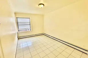 918 Hempstead St, Franklin Square, NY 11010 - Photo 8