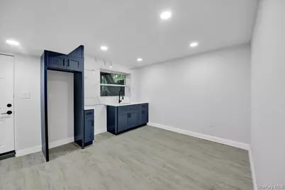1052 E 227th Street, Bronx, NY 10466 - Photo 22