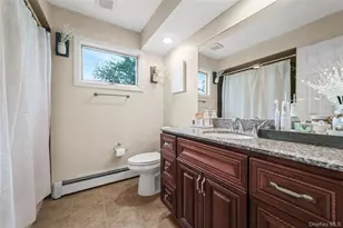 280 S Bayview Ave, Amityville, NY 11701 - Photo 20