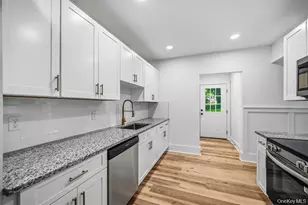 17 Cherry St, Warwick, NY 10990 - Photo 4