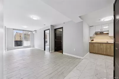 35-20 146th Street #3B, Flushing, NY 11354 - Photo 2