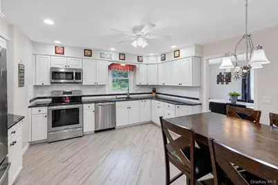 8 Pinewood Sherman, Ct Shores, Call Listing Agent, CT 06784 - Photo 12