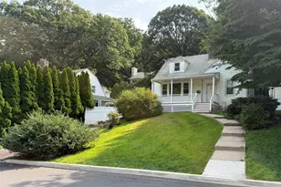 9 Chimney Pot Ln, Ardsley, NY 10502 - Photo 2