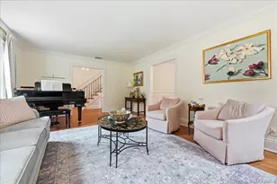 60 Kenwood Rd, Garden City, NY 11530 - Photo 6