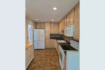1506 Pondcrest Lane, White Plains, NY 10607 - Photo 16